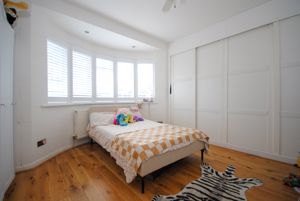 Bed 2- click for photo gallery